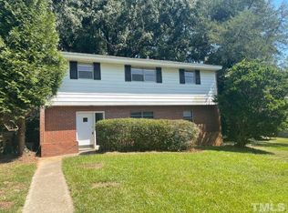 1205 Pineview Dr, Raleigh, NC 27606