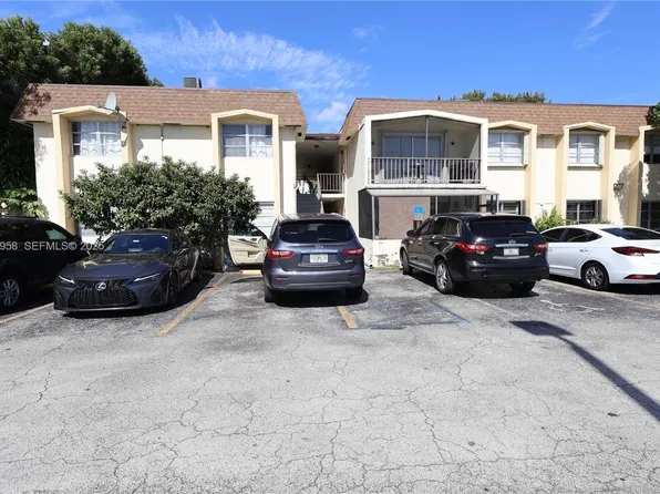 7825 Miller Dr APT C211, Miami, FL 33155