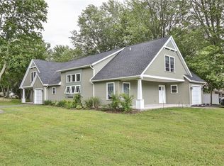 208 Jefferson Ave, Fairport, NY 14450