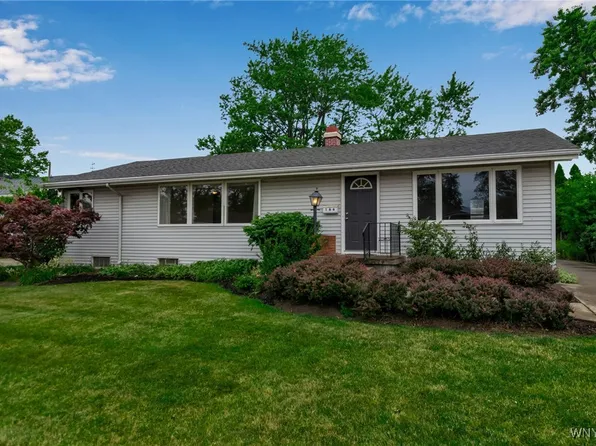 166 Kingsbury Ln, Tonawanda, NY 14150