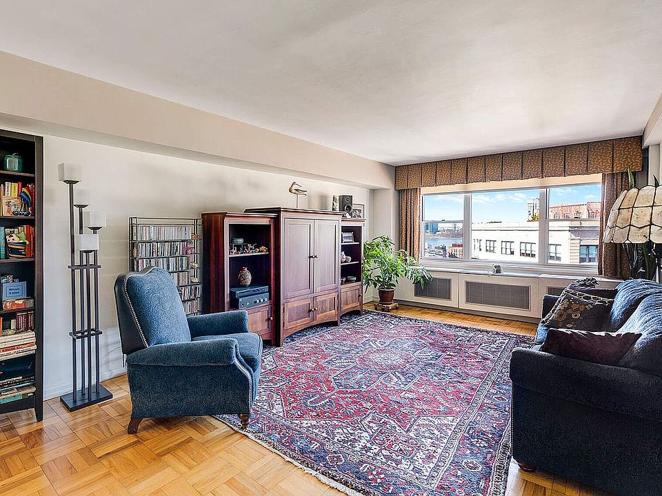 1st image of 14 Horatio St #16BC