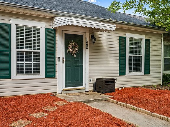 5th image of 120 Saint Kitts Ct