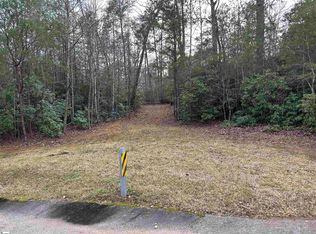 105 Valley Lake Trl, Travelers Rest, SC 29690