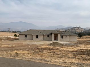 16741 Silver Fox Ln, Springville, CA 93265