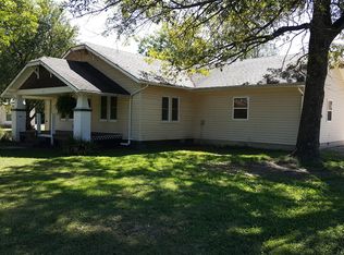 842 NW Star Valley Rd, Columbus, KS 66725