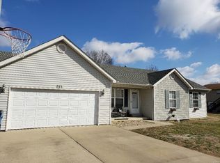 213 Ashbrook St, Bethalto, IL