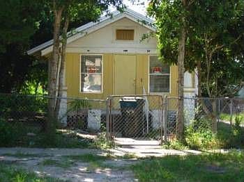 1st image of 211 North St