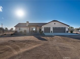 11008 Quinnault Rd, Apple Valley, CA 92308