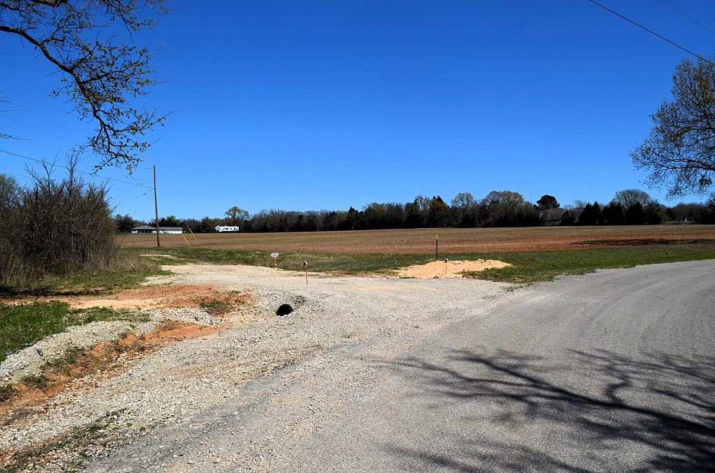 carousel photo #2 (MLS)