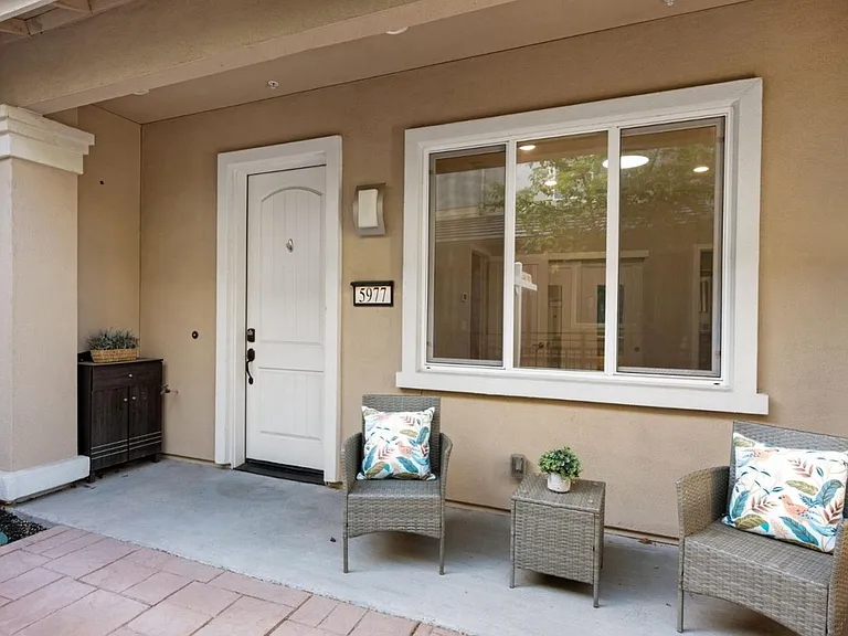 5977 Larkstone Loop — Photo 6