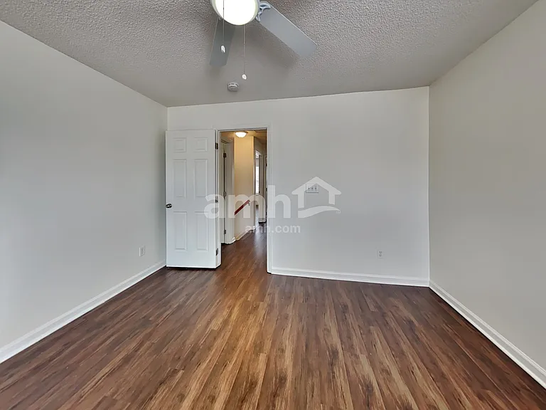 5464 Grand Traverse Dr — Photo 12