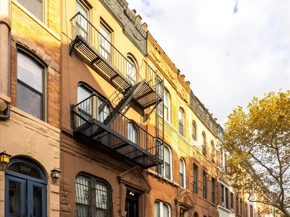 255 West 136th Street image 9 of 9