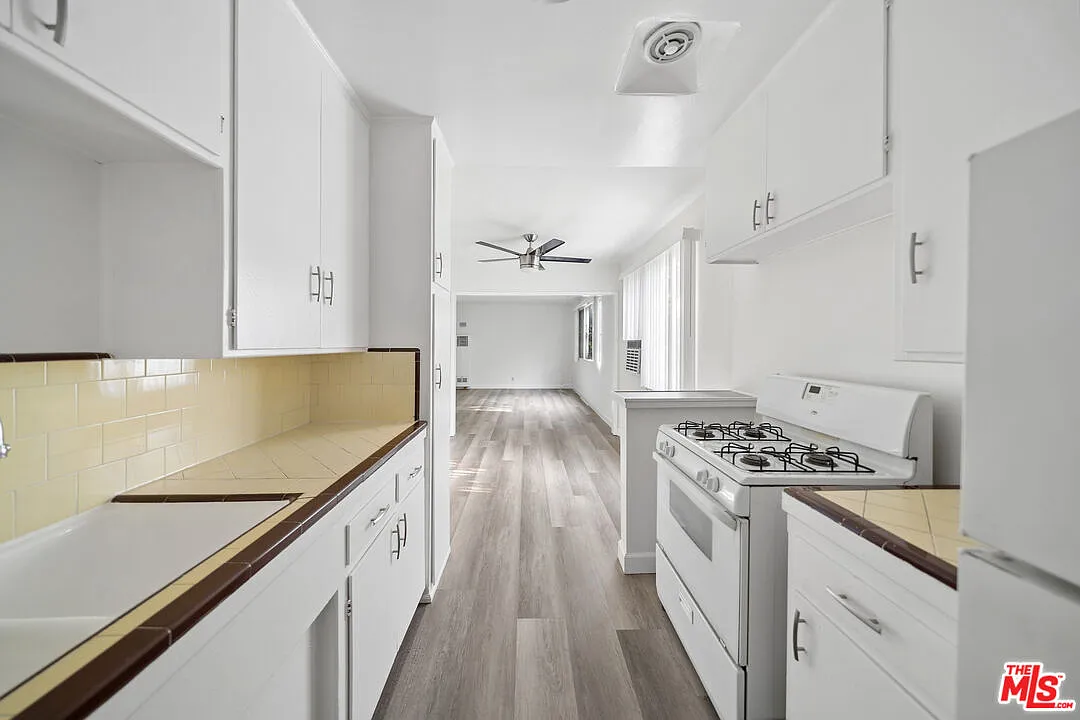 1 bed, 1.0 bath, 750 sqft, $2,150 — Photo 3