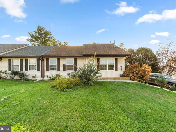 307 Greengate Ct, Westminster, MD 21158