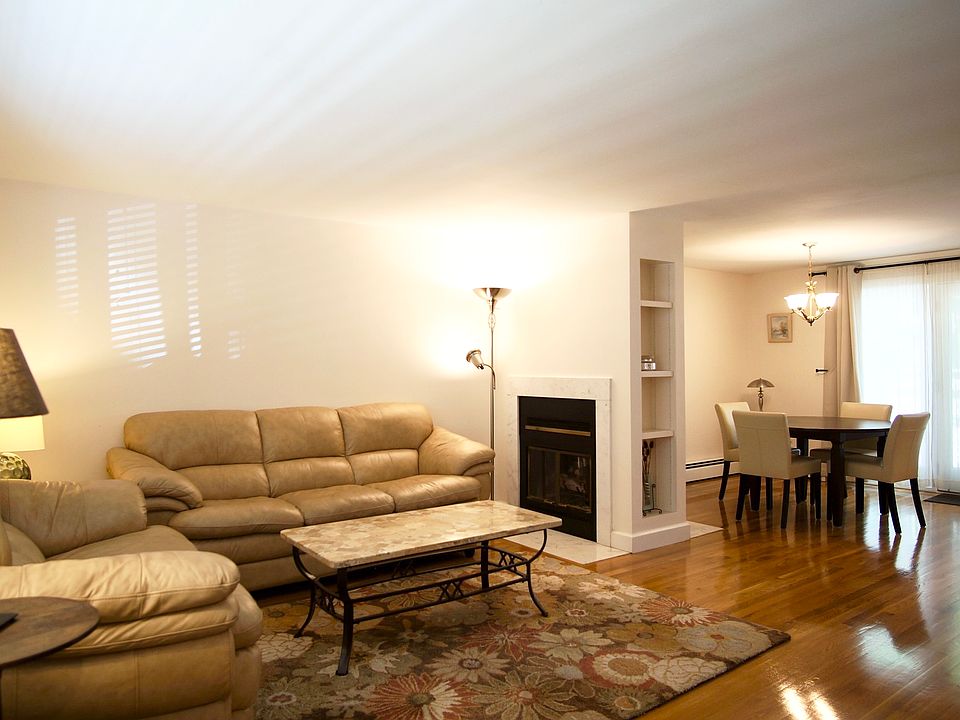 1st image of 148 Cypress St #B