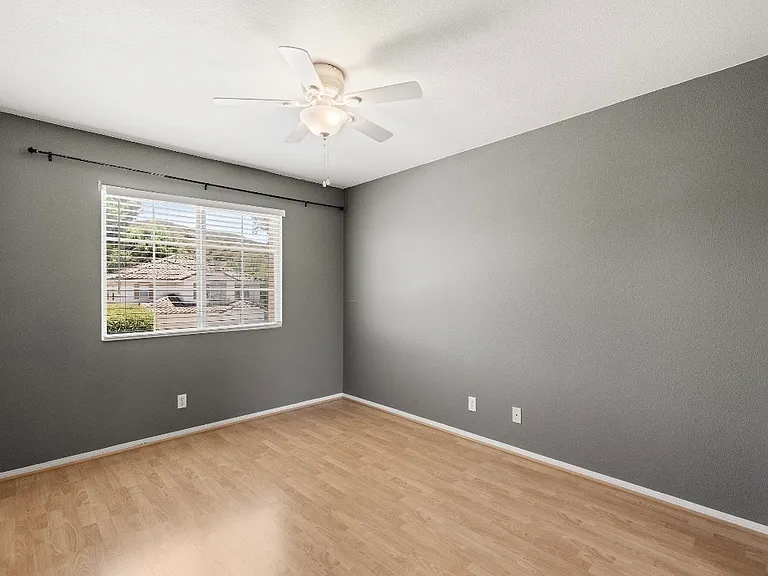 477 Fallbrook Ave — Photo 11