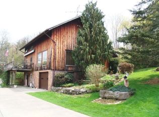 979 Elk Rd, Warren, PA 16365