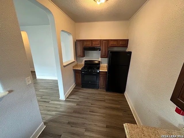 411 Cincinnati Ave — Photo 7