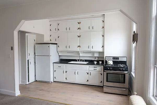 Rented by Compass | media 3