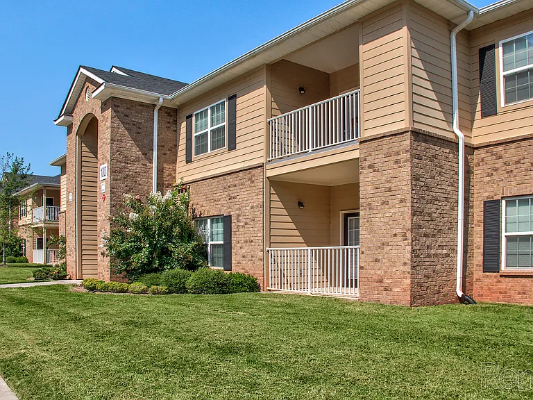 Airway Ridge Apartments — Photo 3