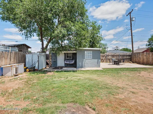 2910 Dartmouth St, Lubbock, TX 79415