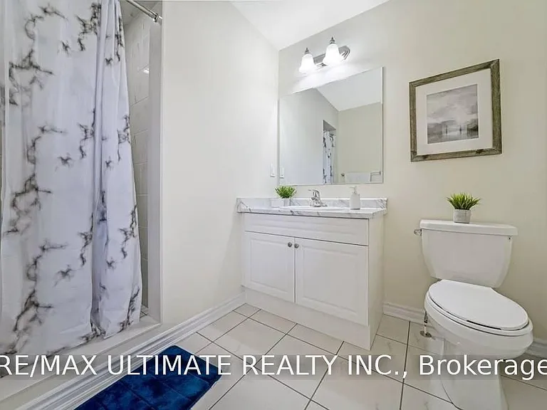 2444 Fall Harvest Cres — Photo 21