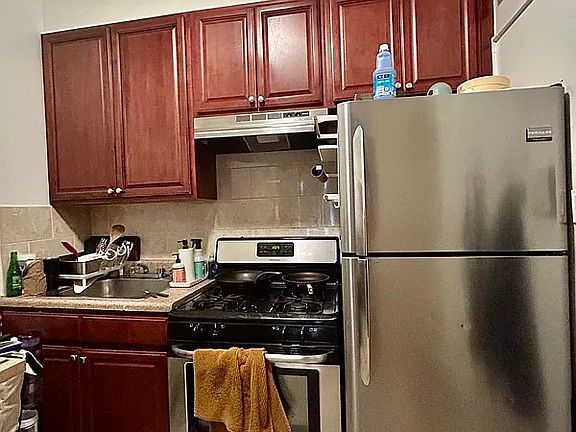 3rd image of 685 Manhattan Ave APT 3F