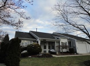 1129A Thornbury Ln, Manchester, NJ 08759
