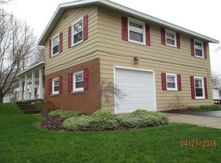 200 Bellewood Dr, Flushing, MI