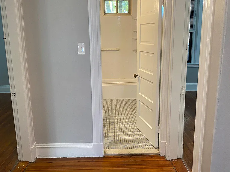 10 Mount Hood Rd #1 — Photo 9