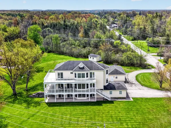 4069 Niagara River Pkwy, Fort Erie, ON L0S 1S0