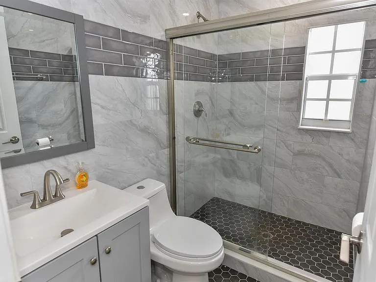 1001 S Federal Hwy #3 — Photo 6