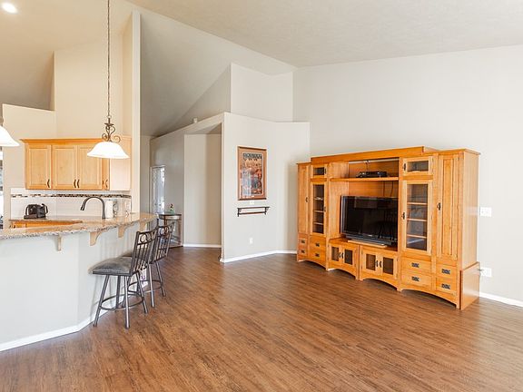 3rd image of 5008 S Dearborn Ln