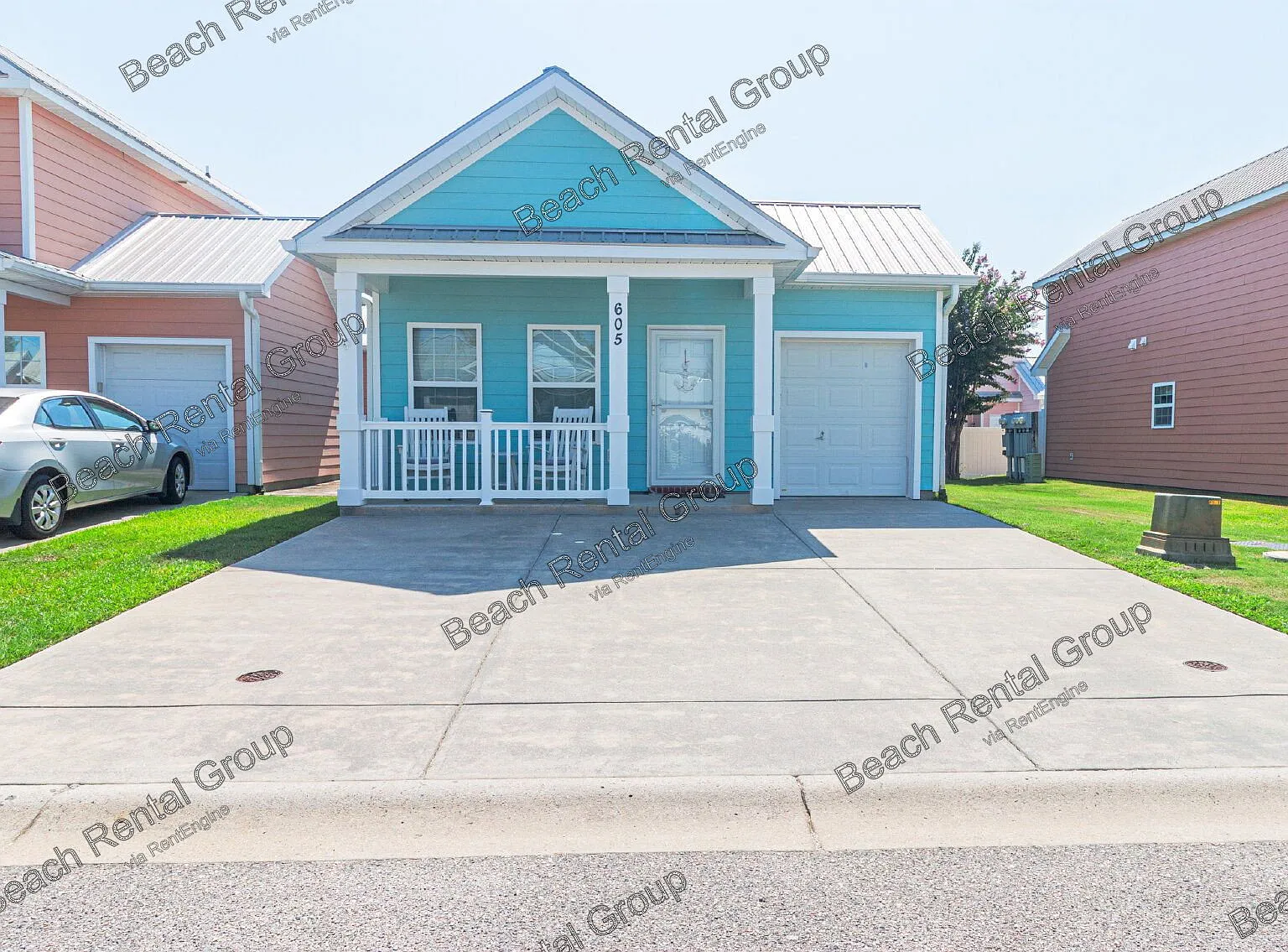 3 bed, 2.5 bath, 1600 sqft, $2,225 — Photo 1