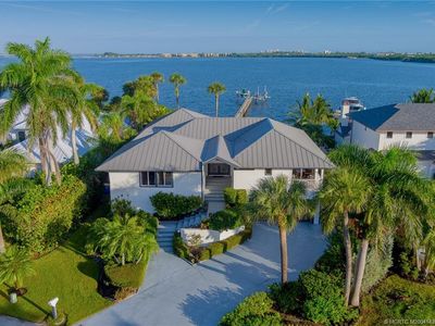 4283 NE Joes Point Ter, Stuart, FL, 34996