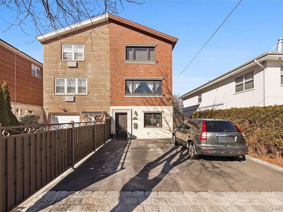 1st image of 229 Ditmars Street