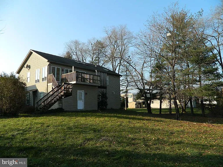 1301 Colonial Club Dr — Photo 4