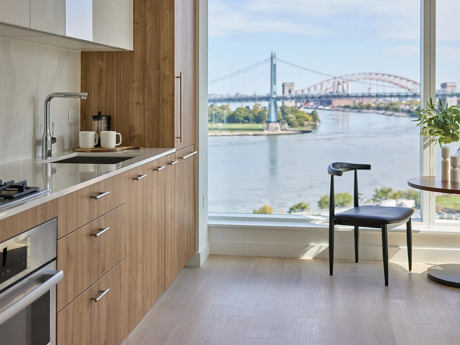 20 Halletts Point — Photo 4