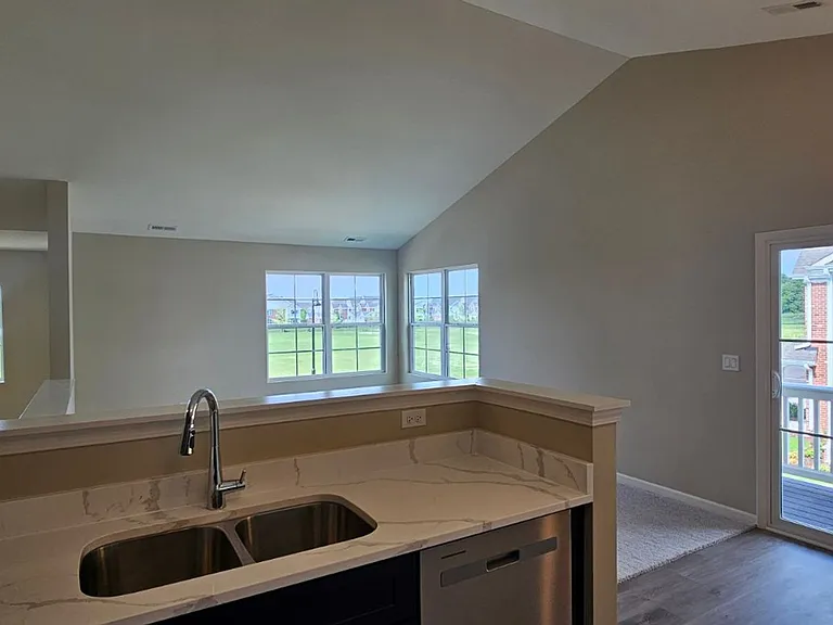 500-522 Timber Pointe Dr — Photo 5