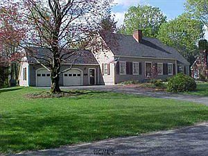 1st image of 106 Coolidge Ave