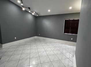 6978 W 25th Ave, Hialeah, FL 33016