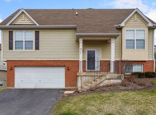 311 Timber Ridge Ct, Joliet, IL 60431