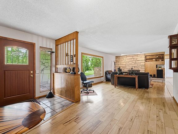 3rd image of 1408 Hunt Ave