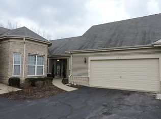 21317 Hidden Lake Ct, Crest Hill, IL 60403