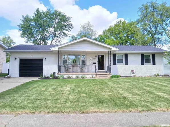 2109 Keokuk Dr, Springfield, IL 62702
