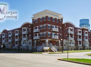 495 Pearl Ave APT 316, Oshkosh, WI 54901
