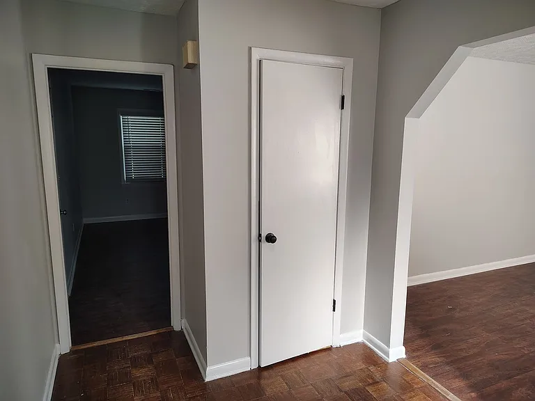 1161 Patrick Dr — Photo 6