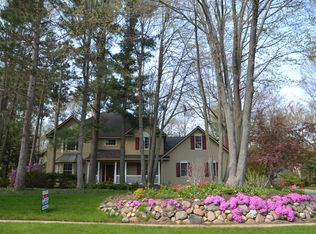 1914 Ramble Ln, Midland, MI 48640