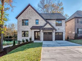 953 Jefferson Dr, Charlotte, NC 28270