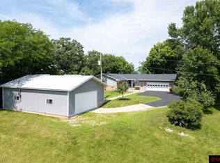 29564 Pumpkin Hill Rd, Le Sueur, MN 56058